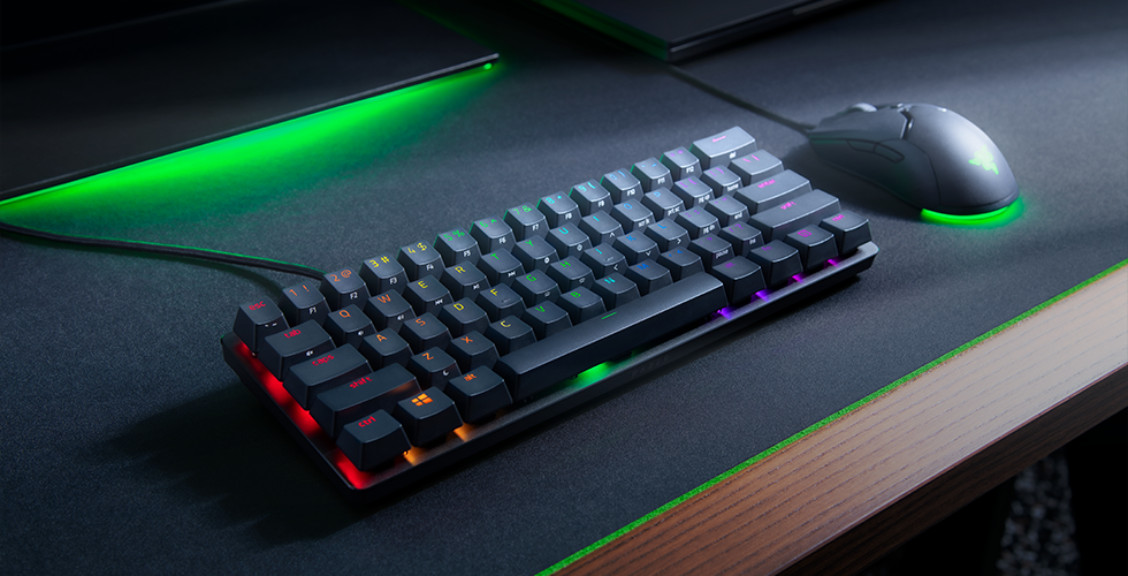 Egy USB-s Razer eszköz és egy Windows 10/11 rendszerre lesz szükség, internet hozzáféréssel.